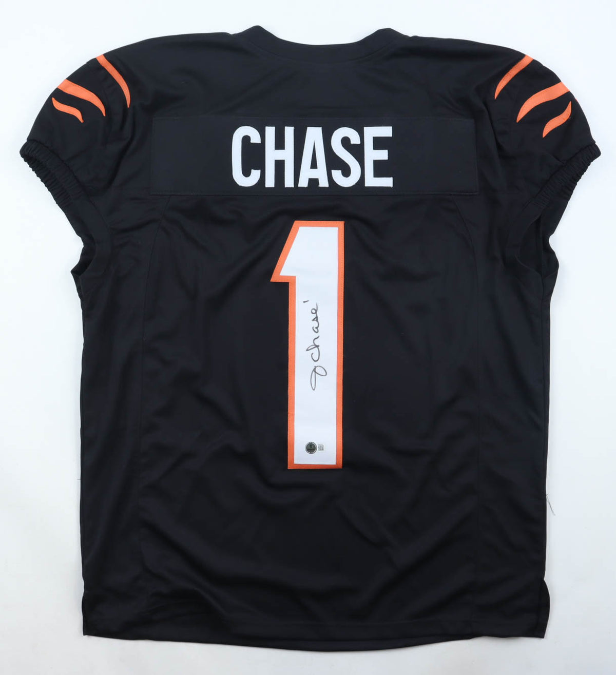Ja'Marr Chase - Autographed Cincinnati Bengals Football Custom Jersey - PSA