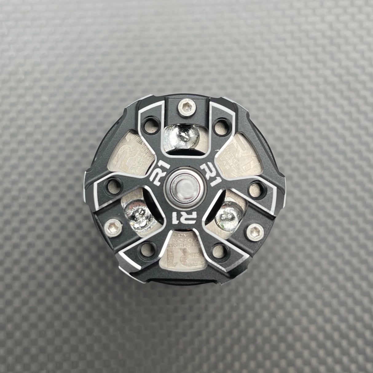 R1 Wurks - V30 17.5T (ROAR Approved) - 020182